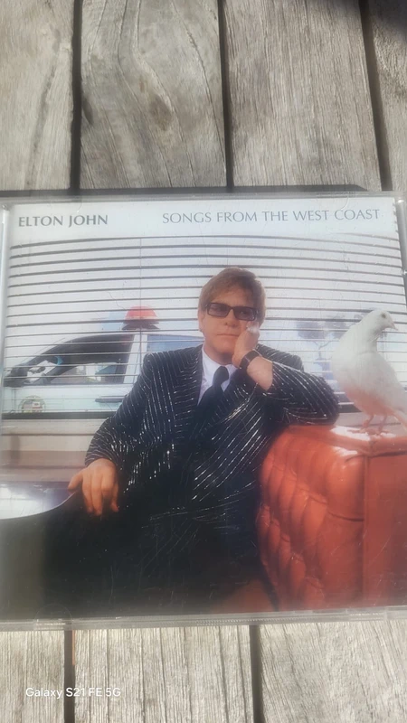 Elton John – Songs From The West Coast