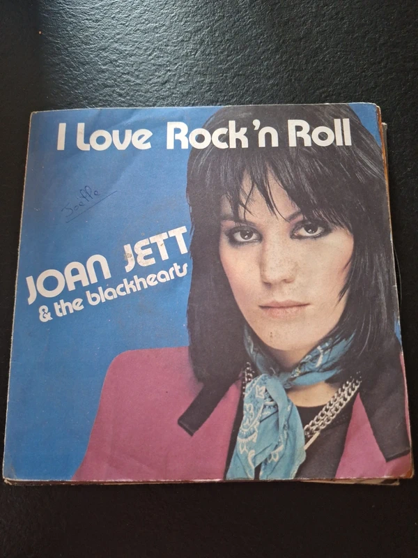 I love rock n roll