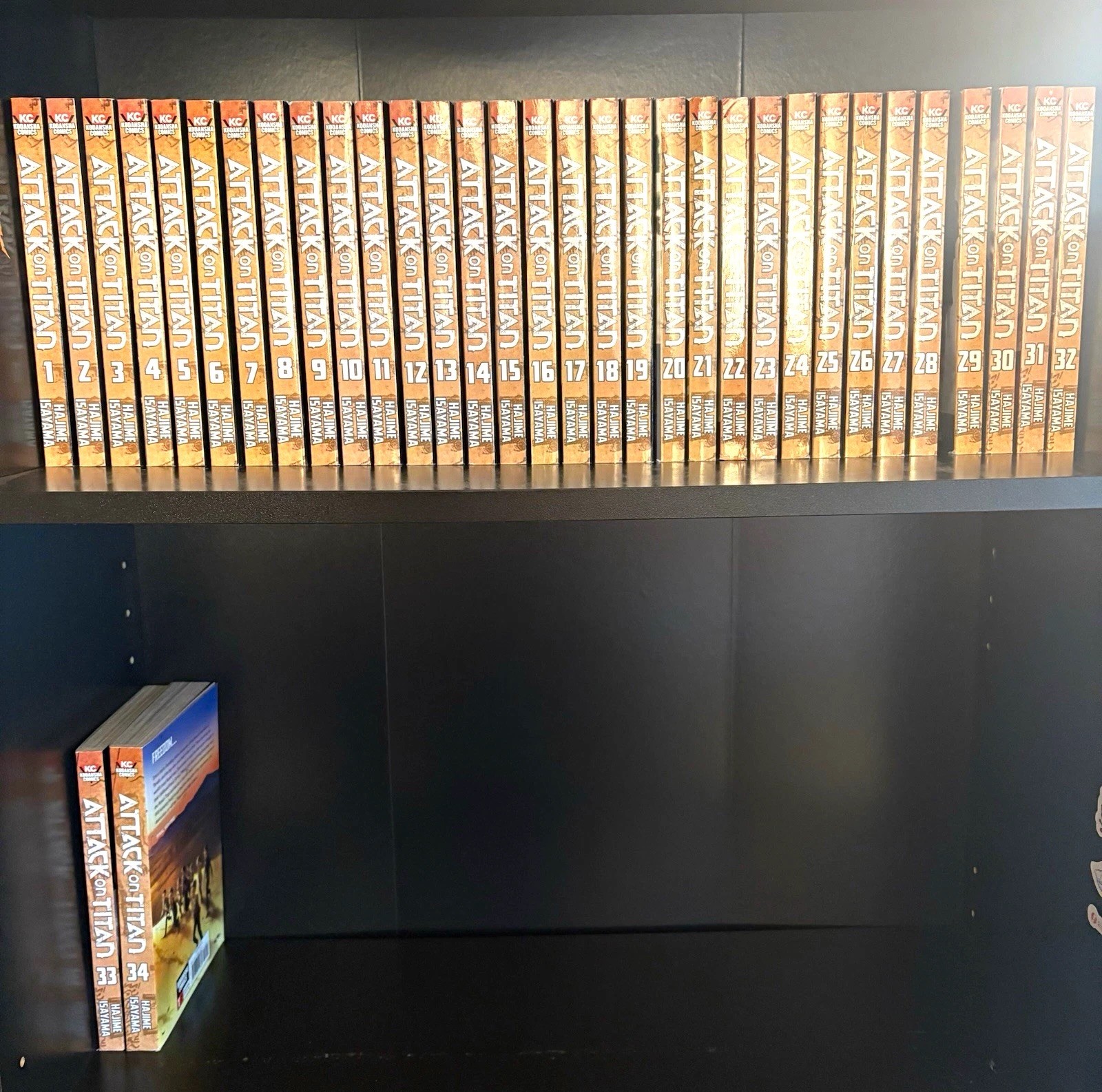 Attack on Titan Manga Lotto Vol 1-34 Commercio Inglese Taperbacks Kodansha Isayama