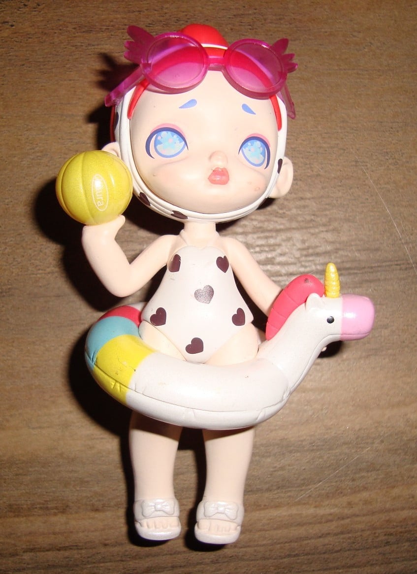 Toycity Laura Pool Fight Series Toy figurine
