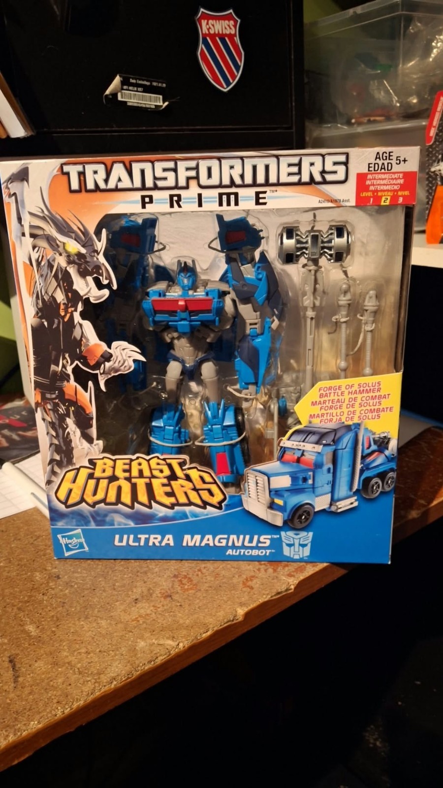Transformers Prime Beast Hunters Ultra Magnus Voyager Class New Sealed
