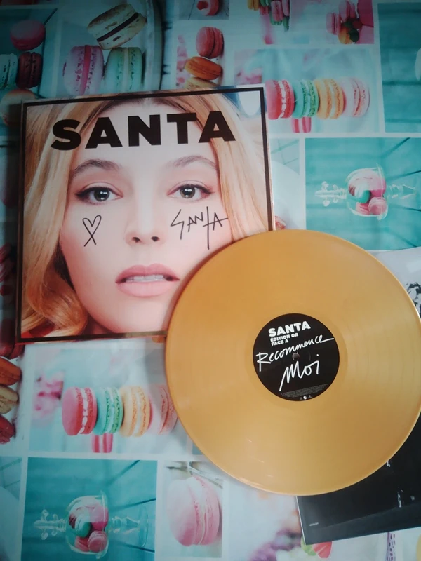 Santa vinyl or dédicacé