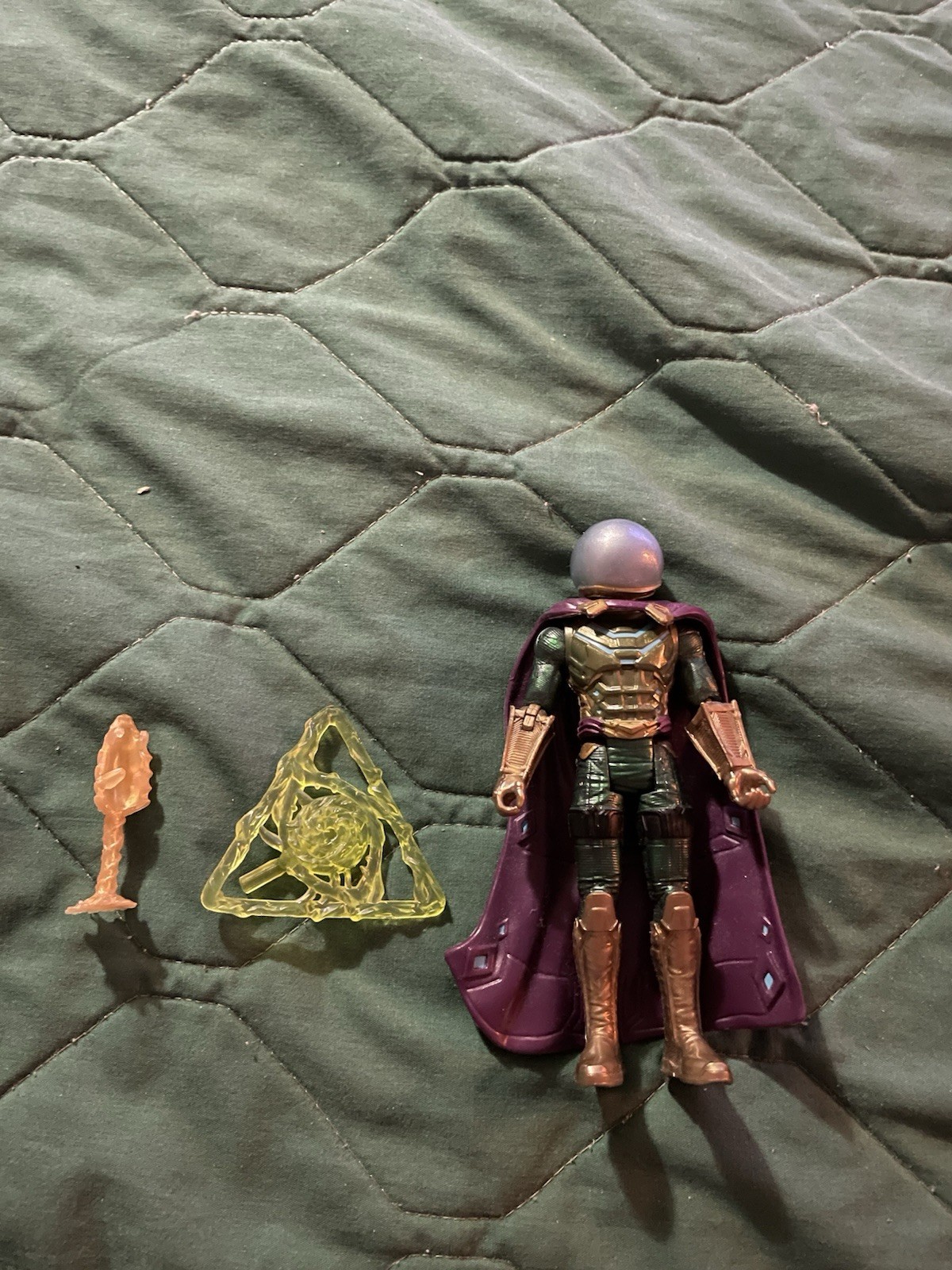 Modellino Mysterio Marvel 6 pollici con armatura Mystery Web Gear e accessori completo
