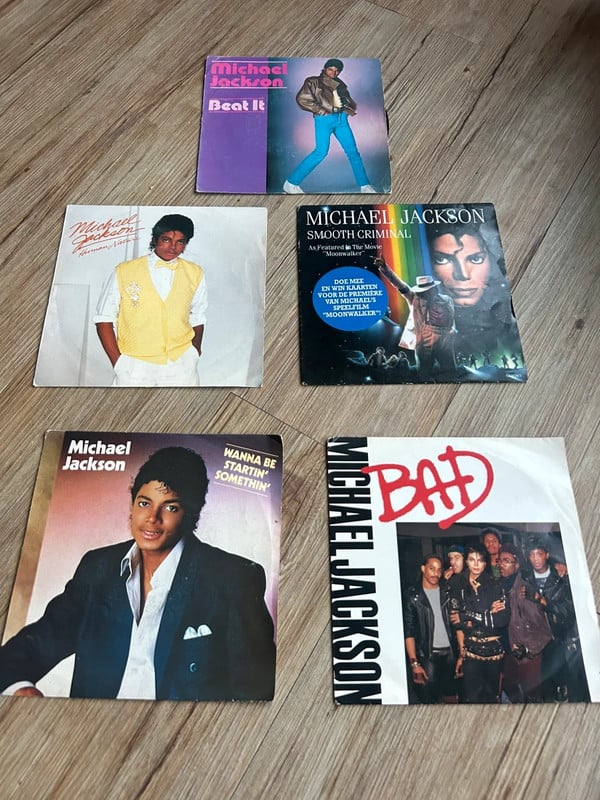 5 singles Michael Jackson: € 10 per stuk