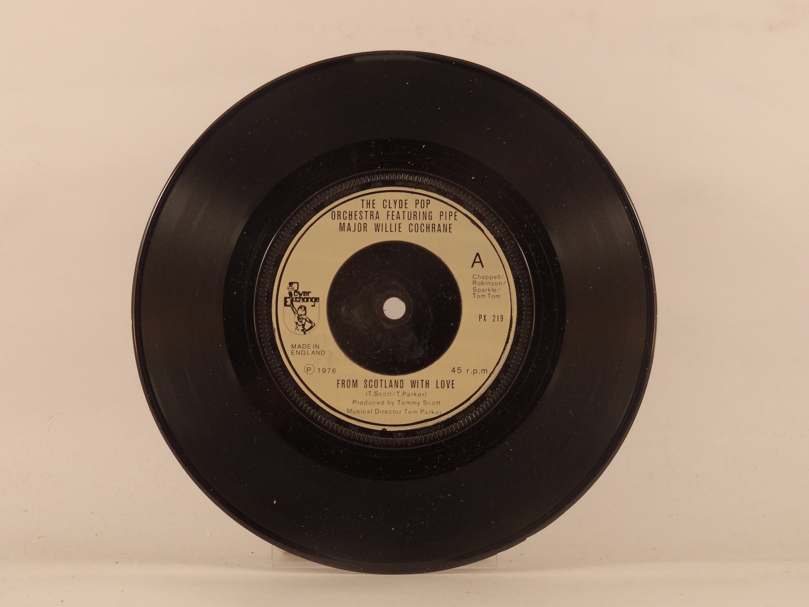 CLYDE POP ORCHESTRA feat PIPE MAJOR WILLIE COCHRANE. FROM SCOTLAND WITH L (137) 