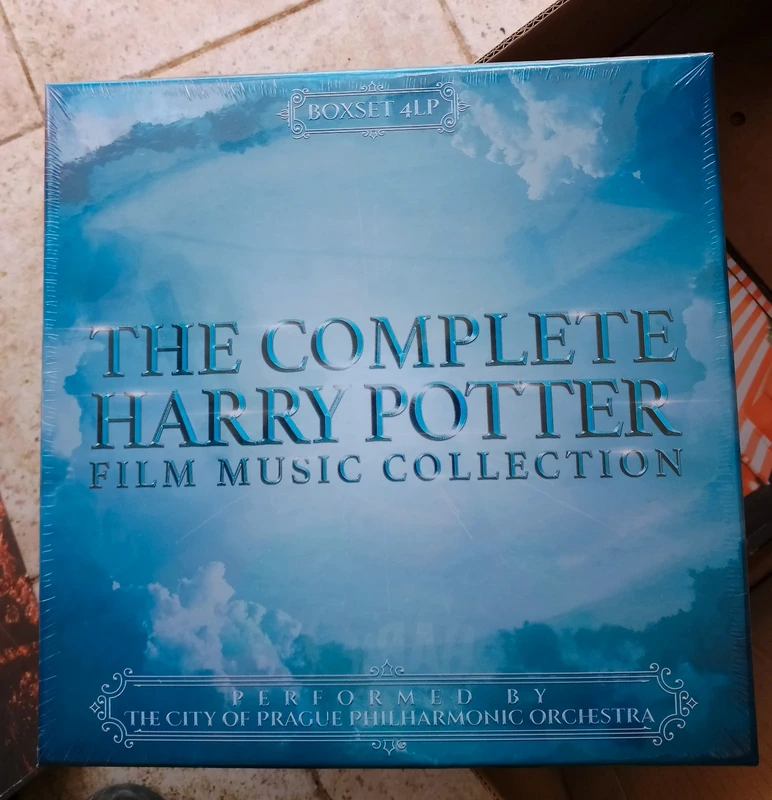 Collection de 4 vinyls musique Harry Potter par l'orchestre philharmonique de Prague