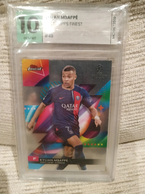 Kylian Mbappé. PSG. Topps Finest. 2024. Graded 10 Mint Cards