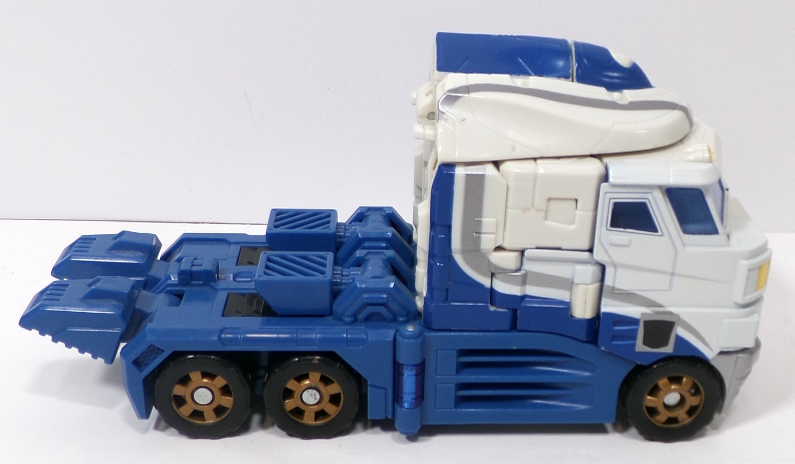 Transformers Classici Battaglia per Autobot City Voyager Ultra Magnus Incompleto