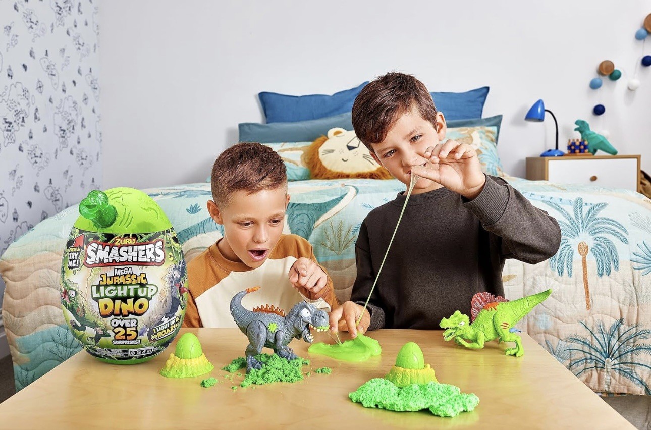 ZURU Smashers Mega Jurassic Light Up & Roar Dino, 26 SURPRISES INSIDE 🦕 🦖 🔥