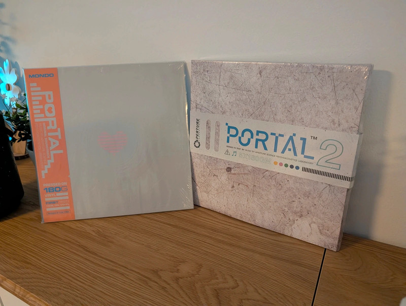 Portal 1 & 2 Aperture Science Soundtrack Vinyl LP Μondo OVP Mint