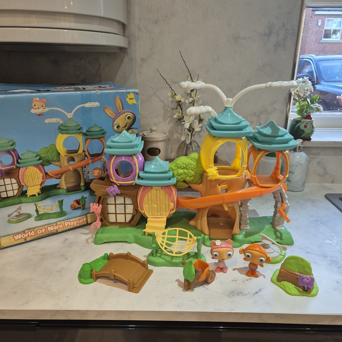 Waybuloo World of Nara Playset with Figures and Accessories Cbeebies complete 