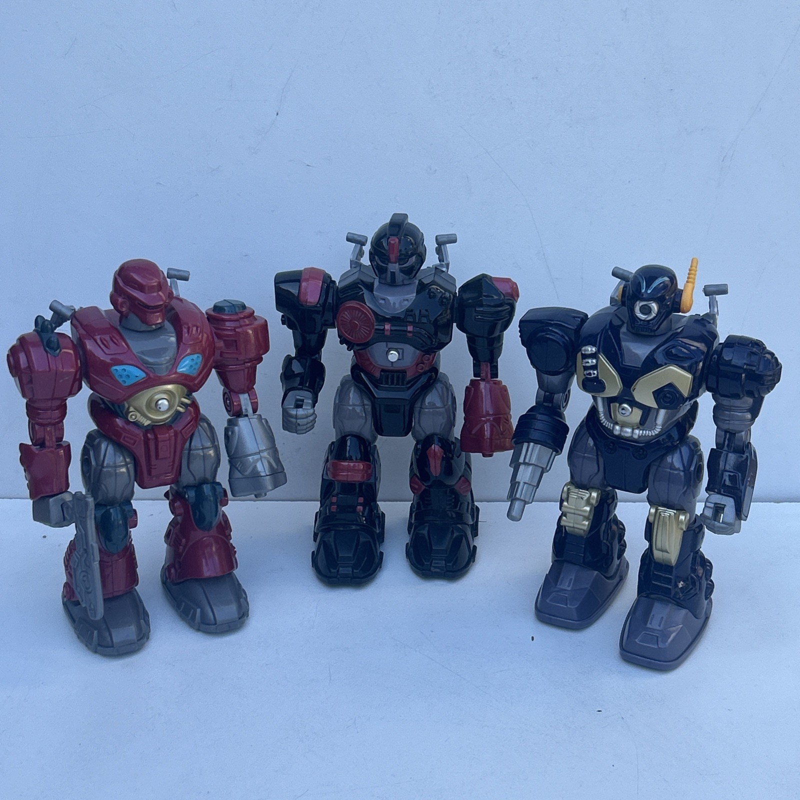 HAP-P-KID Toy Moving Robots 🤖 X3 - Black, Red And Blue.