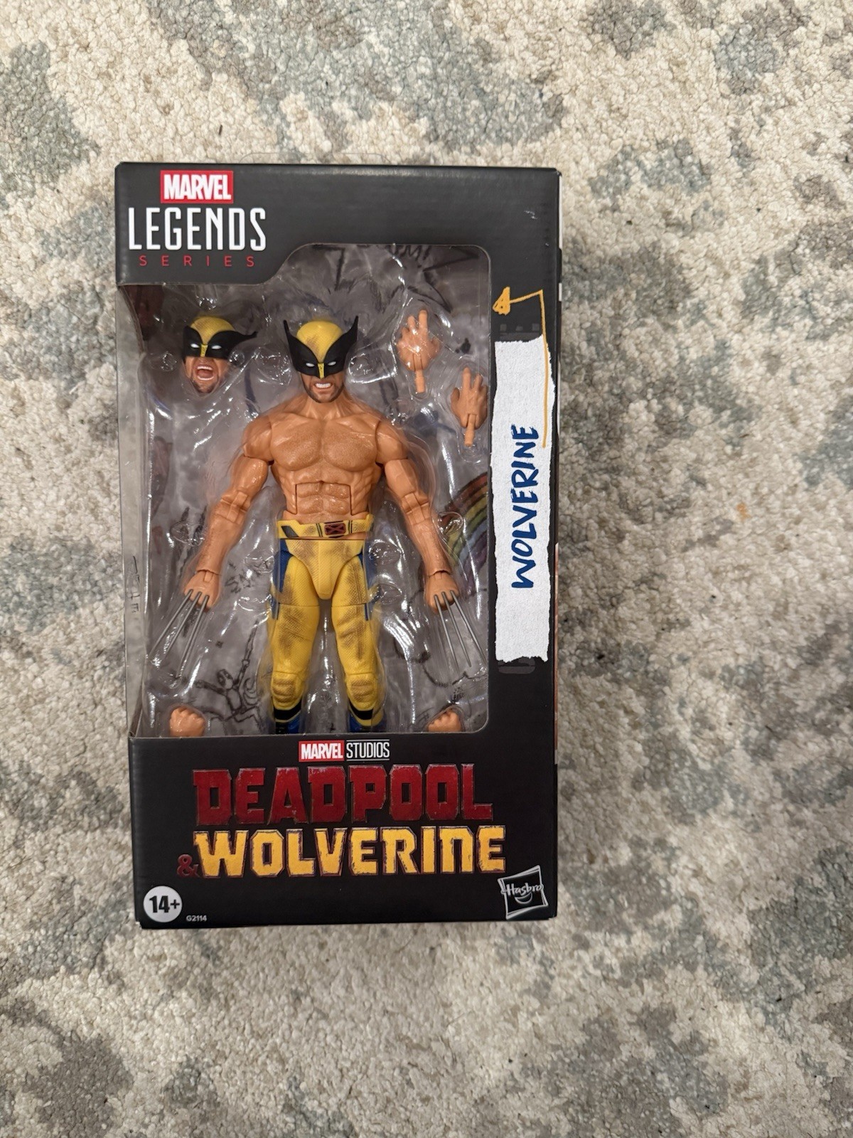 Deadpool & Wolverine esclusivo senza camicia Hugh Jackman Marvel Legends nuovo in mano