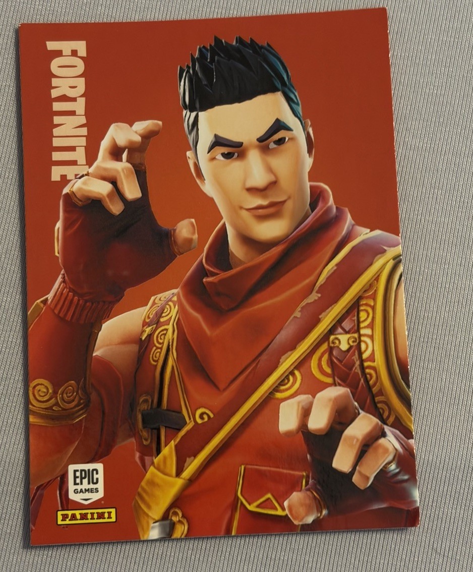 Panini Fortnite Serie 1 Crimson Scout Carta Outfit Non Comune #123