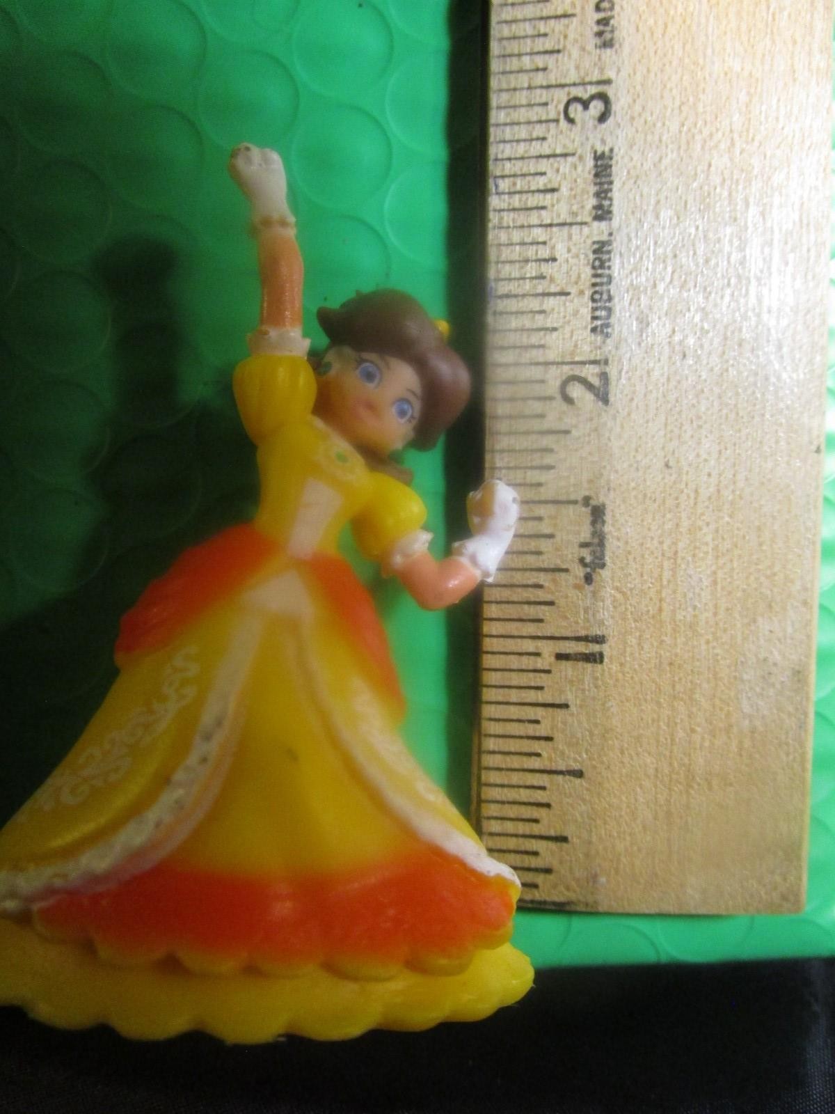 Nintendo - Super Mario Bros - Principessa Margherita - Figura in PVC da 3 pollici