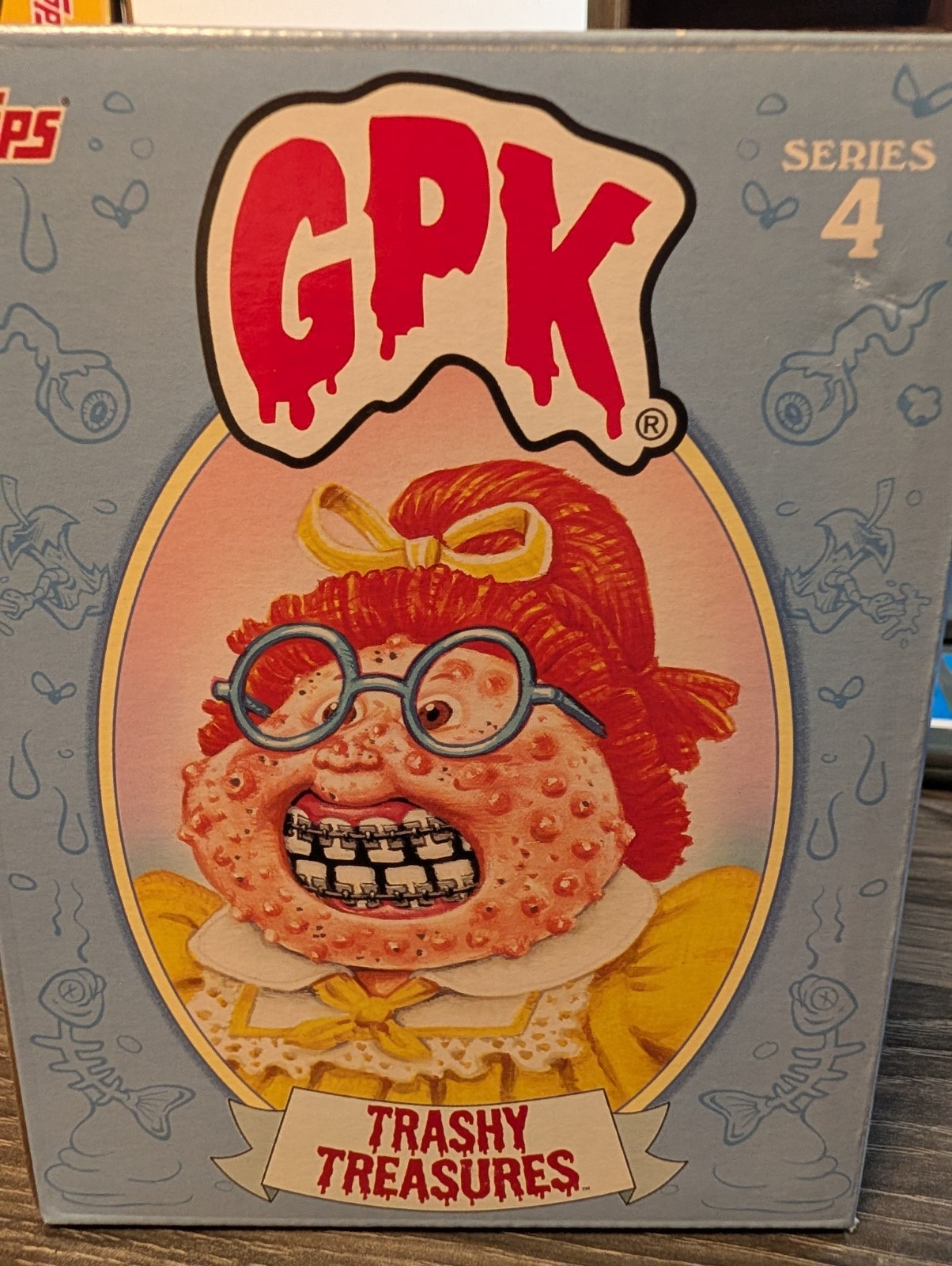 2021 Topps GPK Trashy Treasures Series 4 Ghastly Ashley Figurine Sticker Card