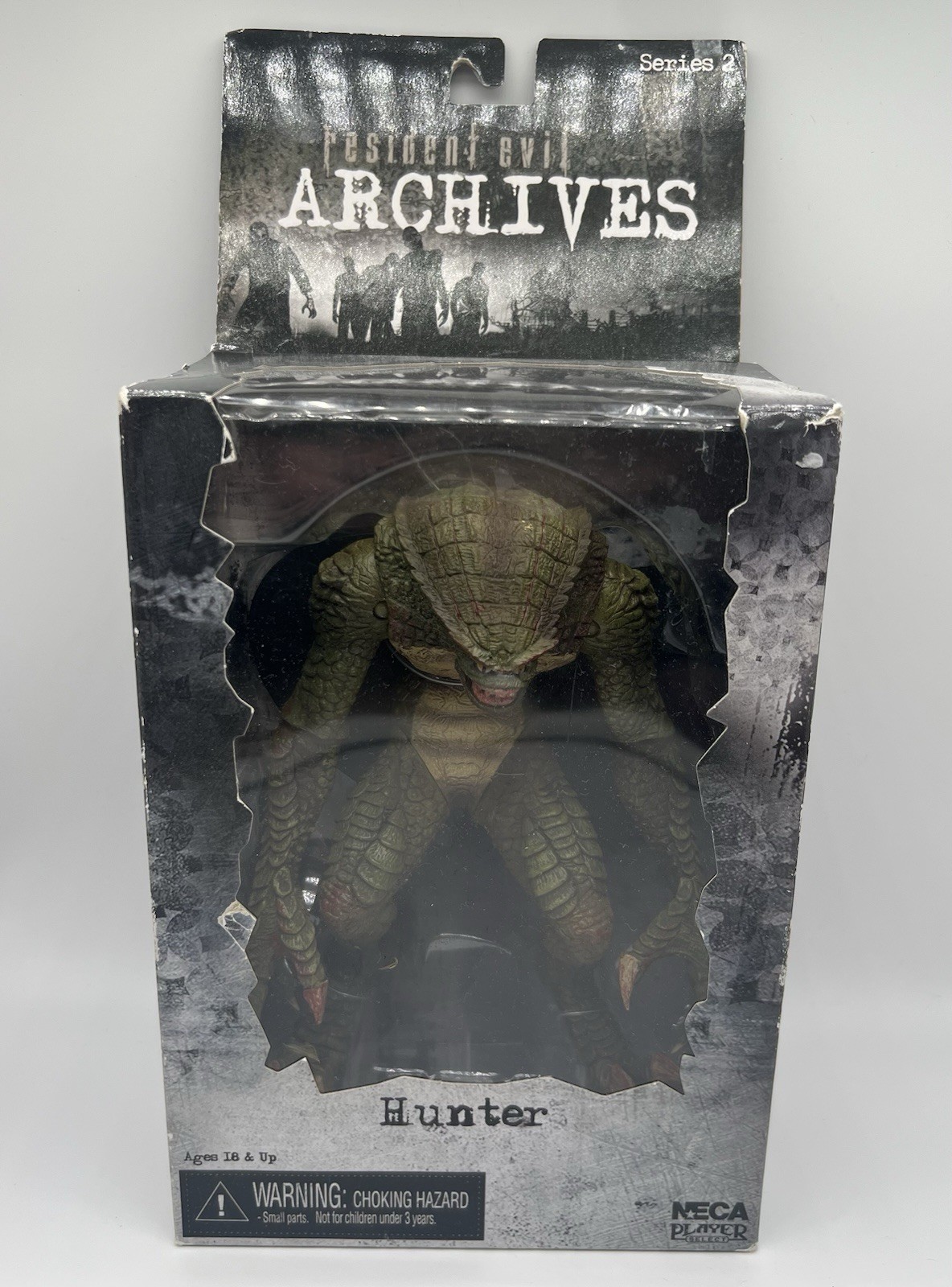 NECA Resident Evil Archives Series 2 Hunter Action Figure Sealed Capcom 2009