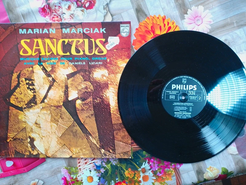 Vinyle sanctus