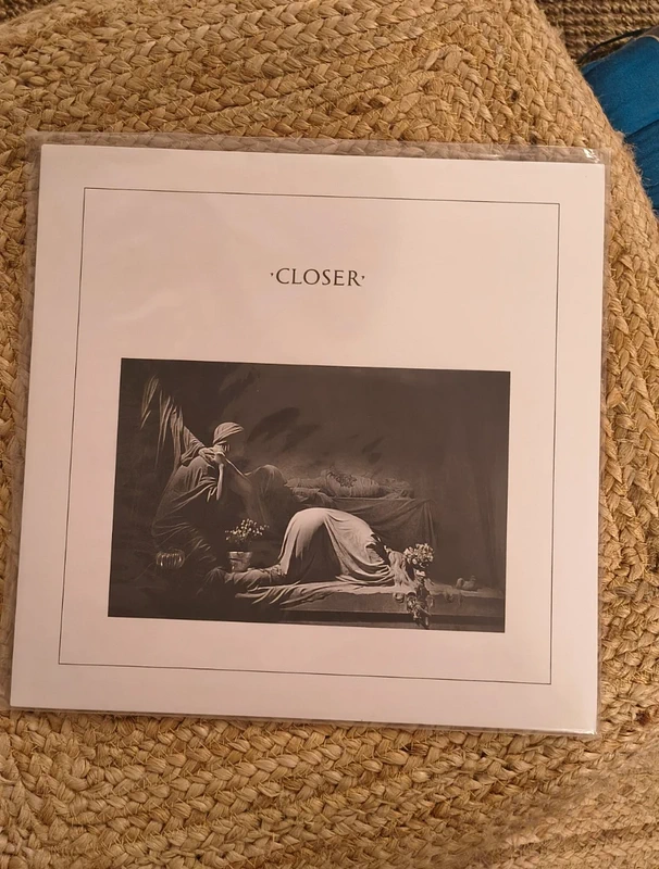 Joy Division - Closer