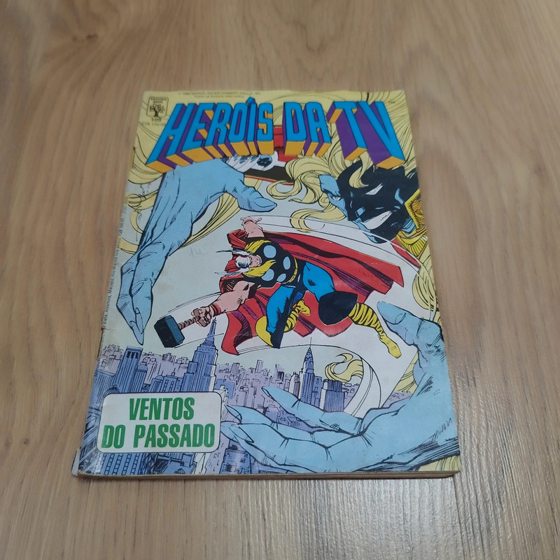Banda desenhada Heróis da TV - Ventos do Passado Marvel Comics