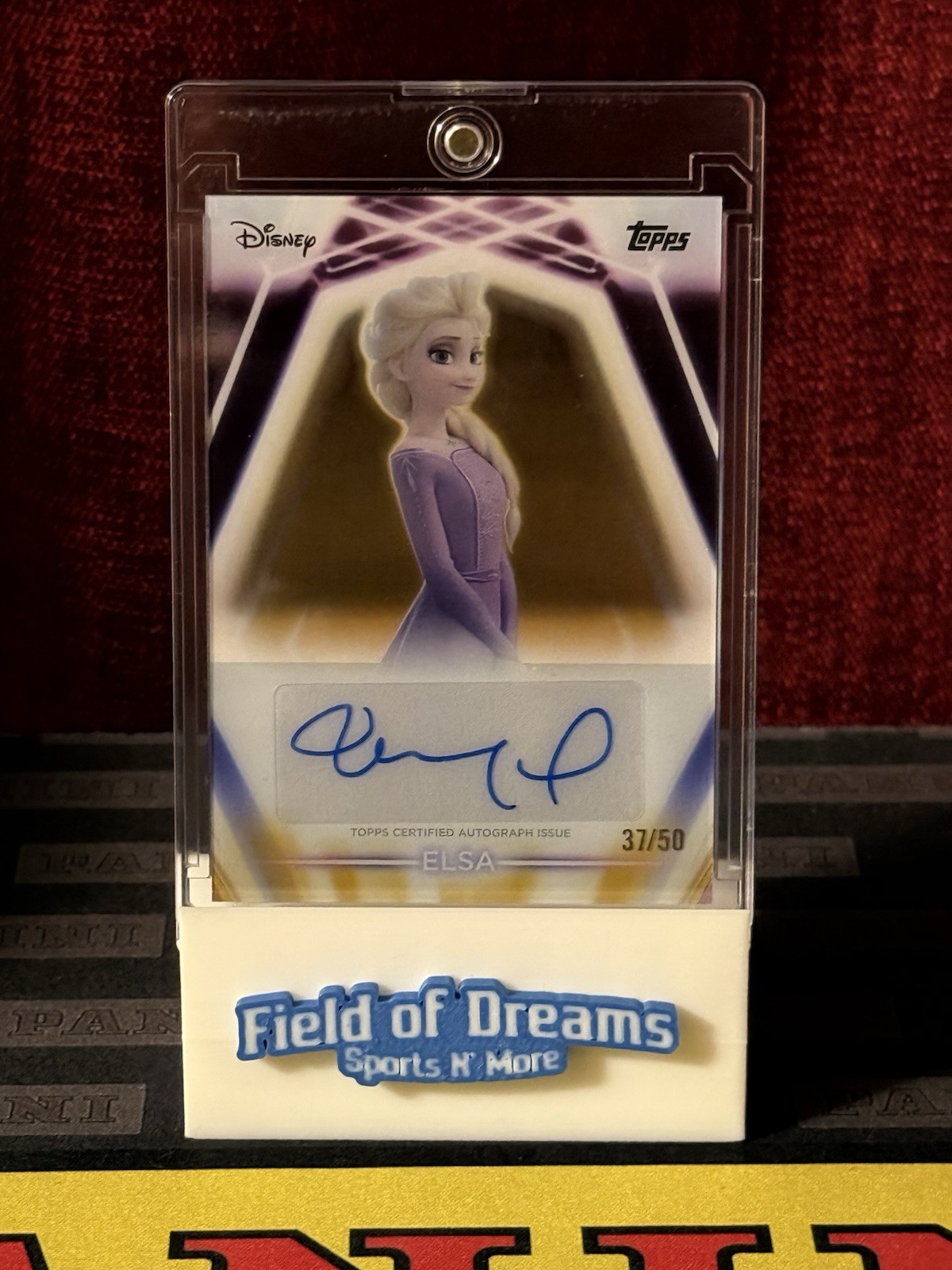 Topps 2026 Disney Neon Frozen Elsa Idina Menzel Auto TNA-IM #/50