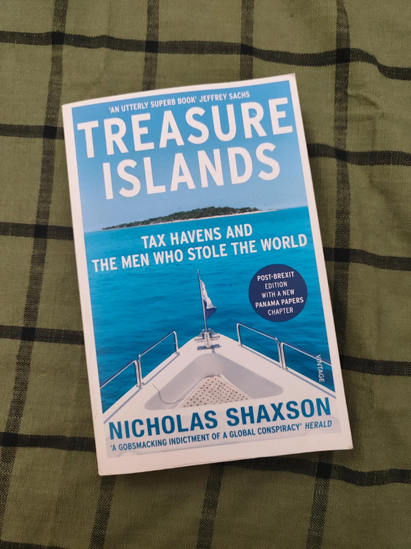 Treasure Islands by Nicholas Shaxson