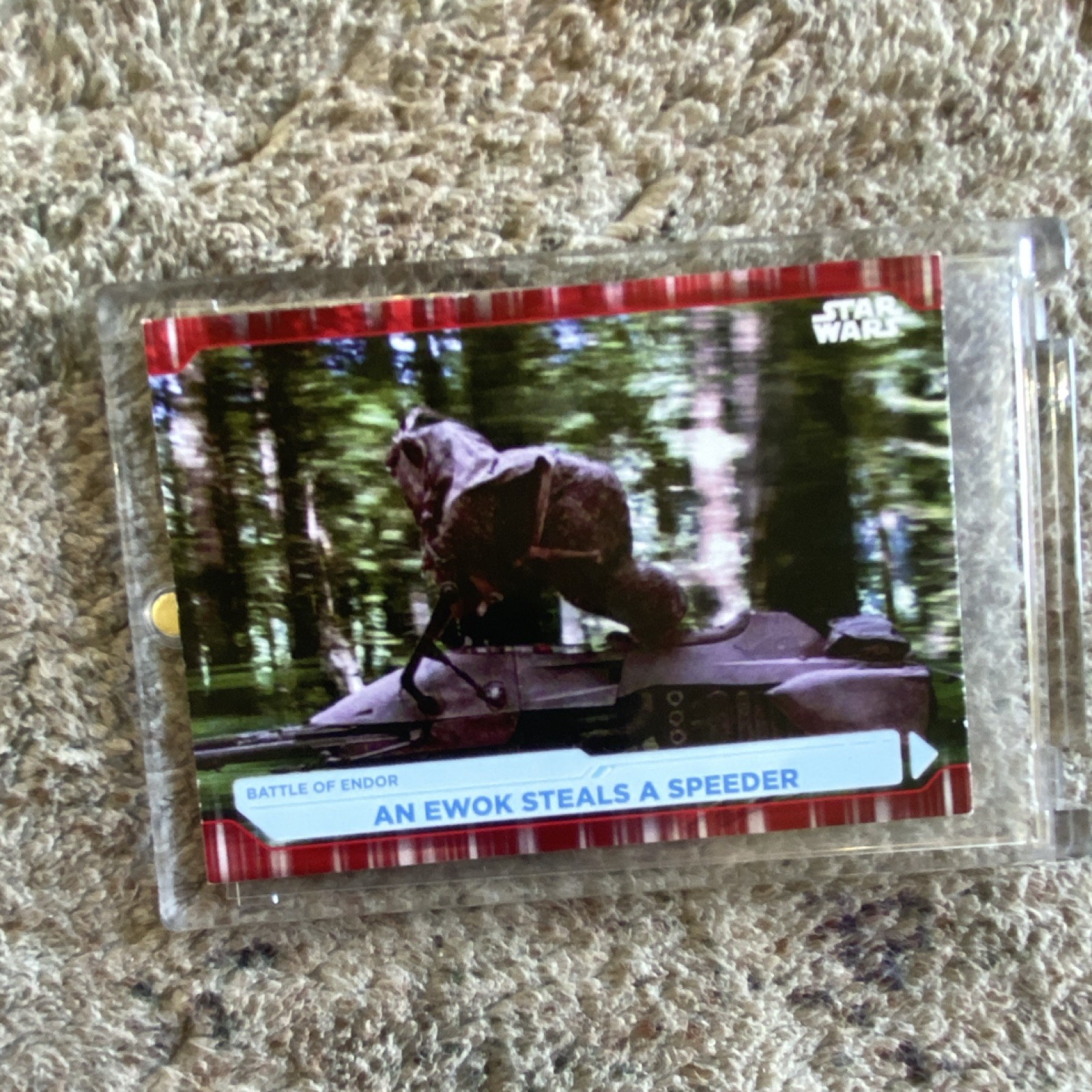 Topps Star Wars 2015 Un Ewok ruba uno Speeder #84 1/1 numero di serie