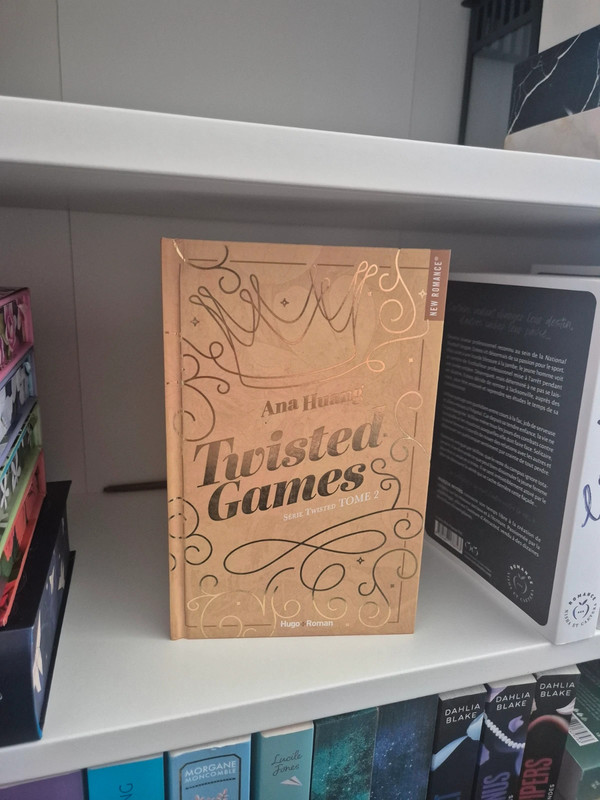 Twisted games collector neuf