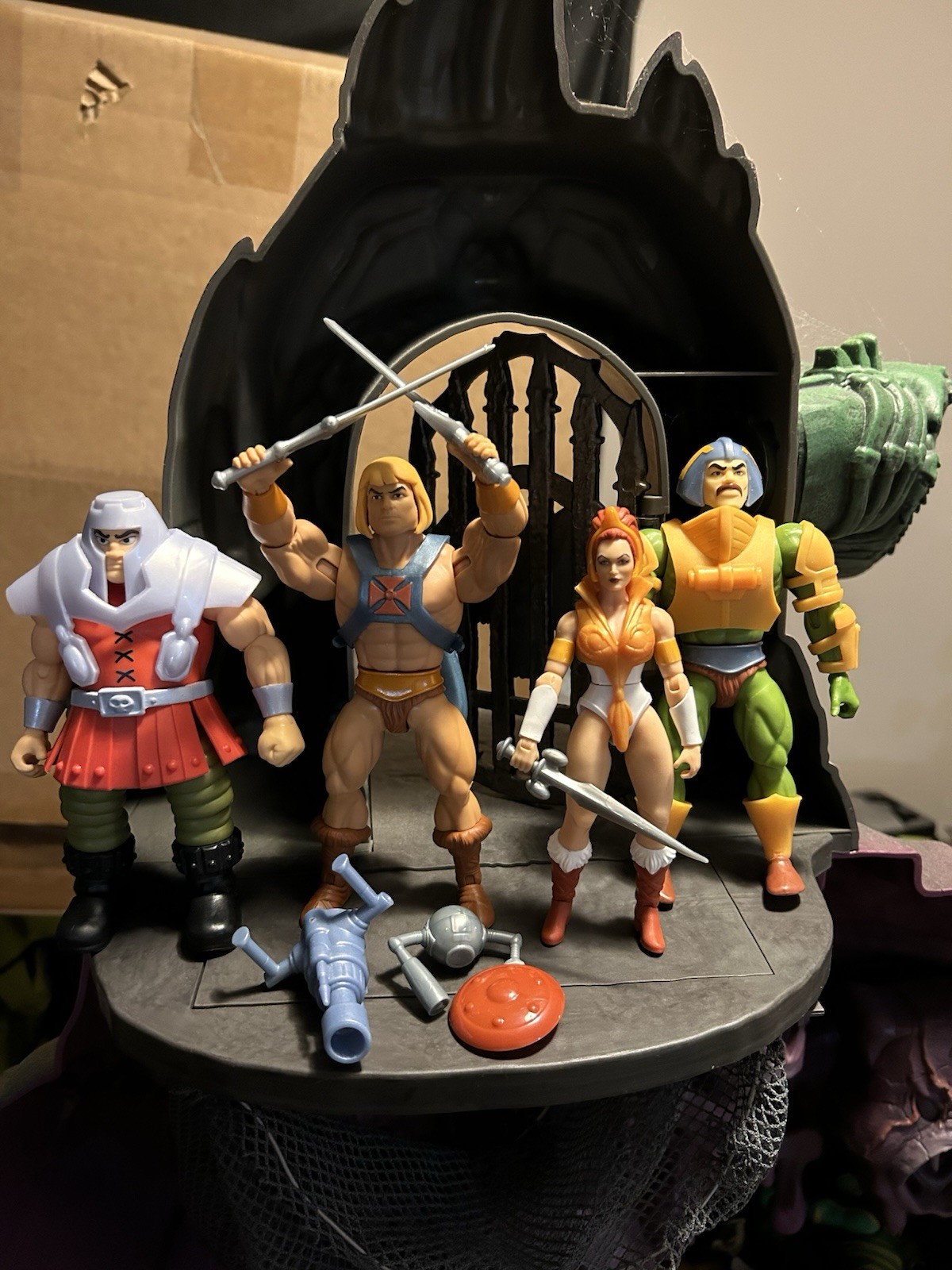 Mattel Masters of The Universe Collezione Cartoni Animati He-Man e Guerrieri Eroici