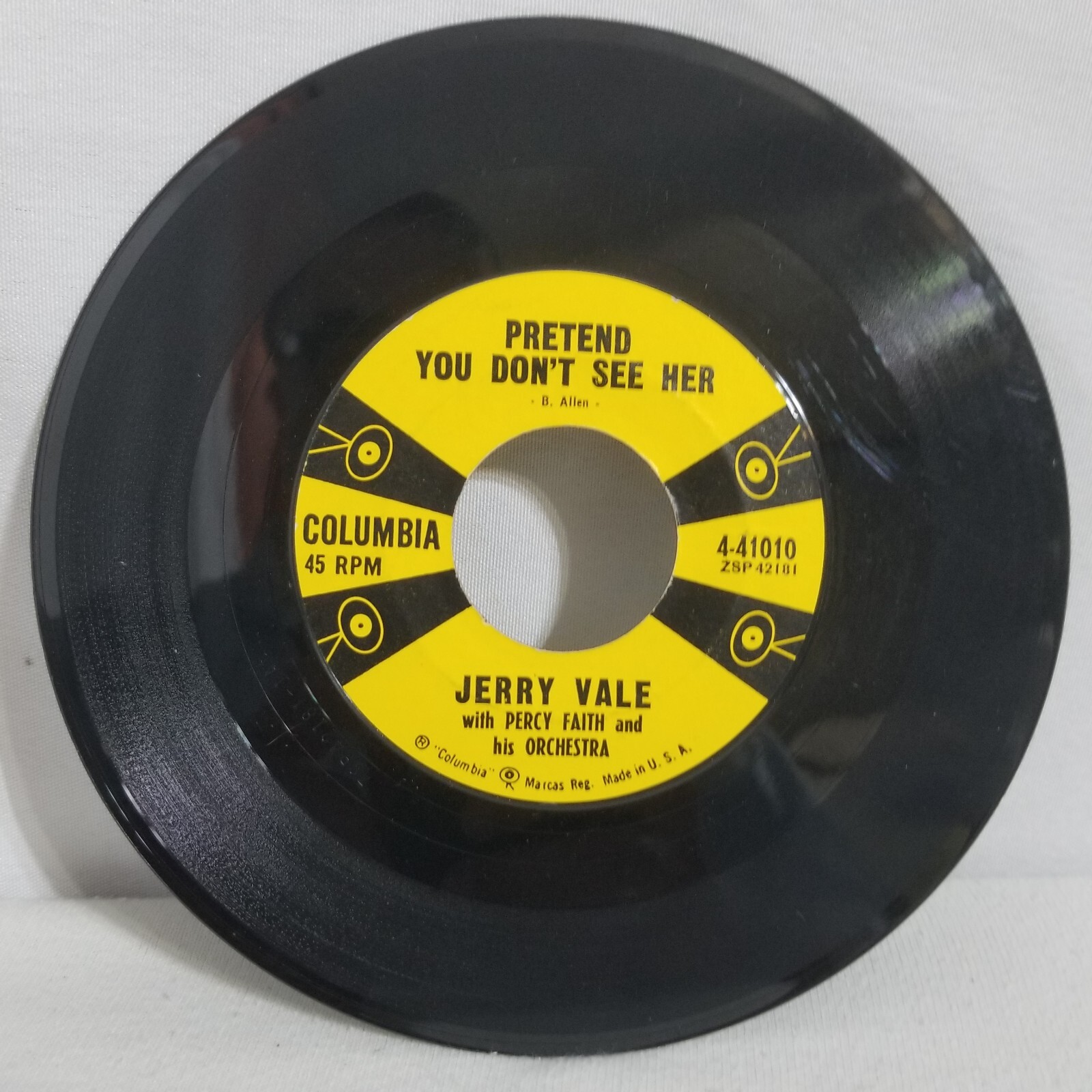 Jerry Vale The spreading Chestnut/ Pretend You Don't See Her 45 Vinyl Record