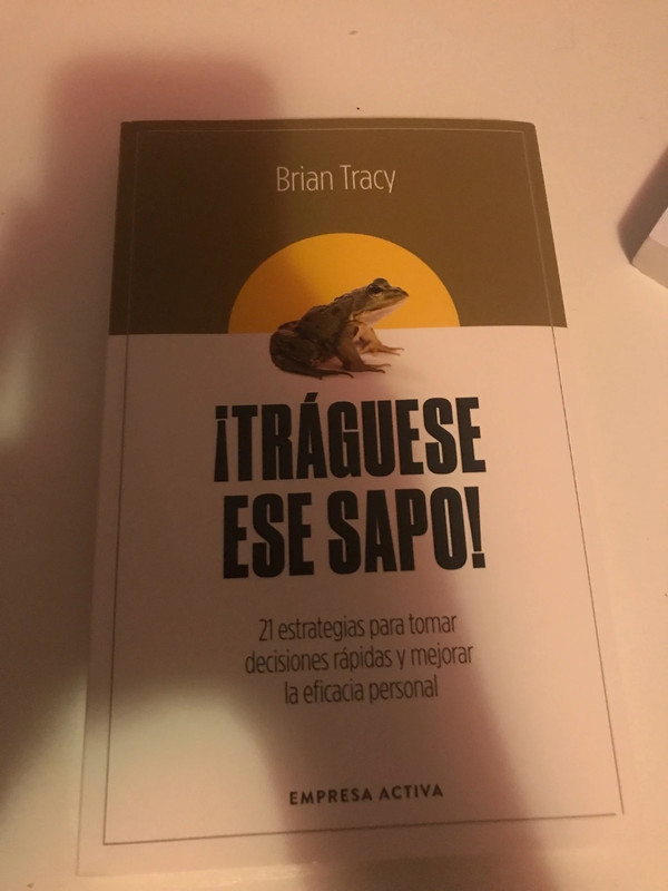 Libro tráguese ese sapo de veían tracy