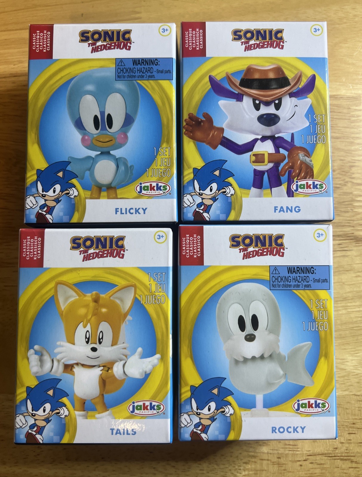Set 4 action figure Sonic The Hedgehog 2" pollici ROCKY FANG FLICKY TAILS nuove