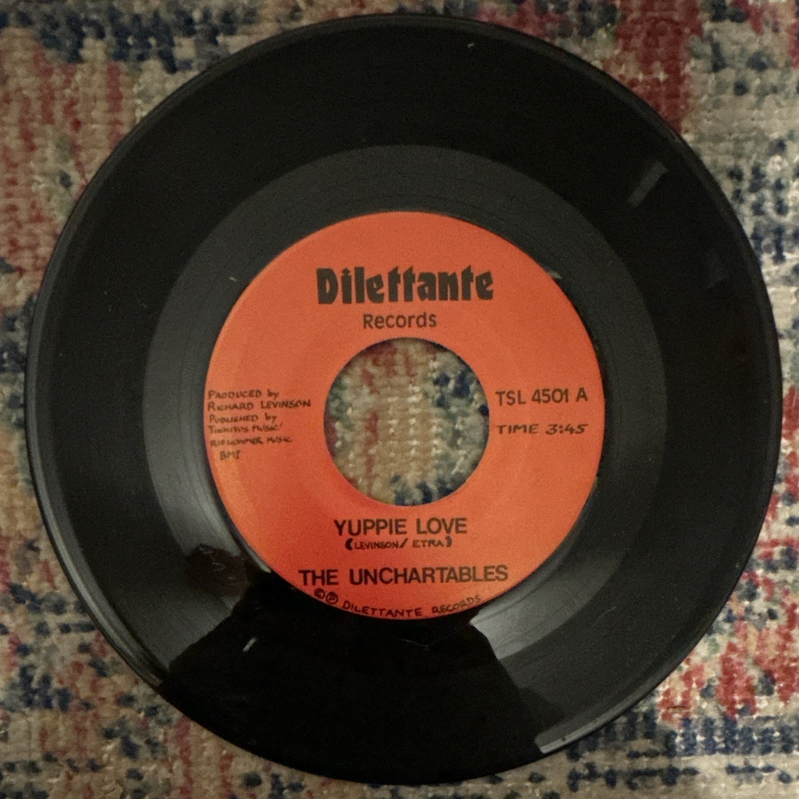 THE UNCHARTABLES YUPPY LOVE/LUMBER INN 45 RPM 7 INCH VINYL RECORD 1985 POP Rock.