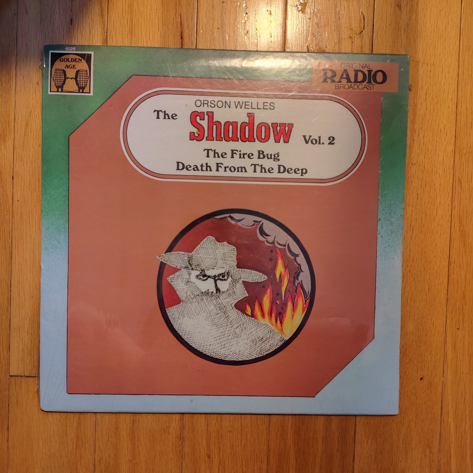 THE SHADOW Vol 2 (1978 Vinyl LP) Starring Orson Welles Original Radio Broadcast 