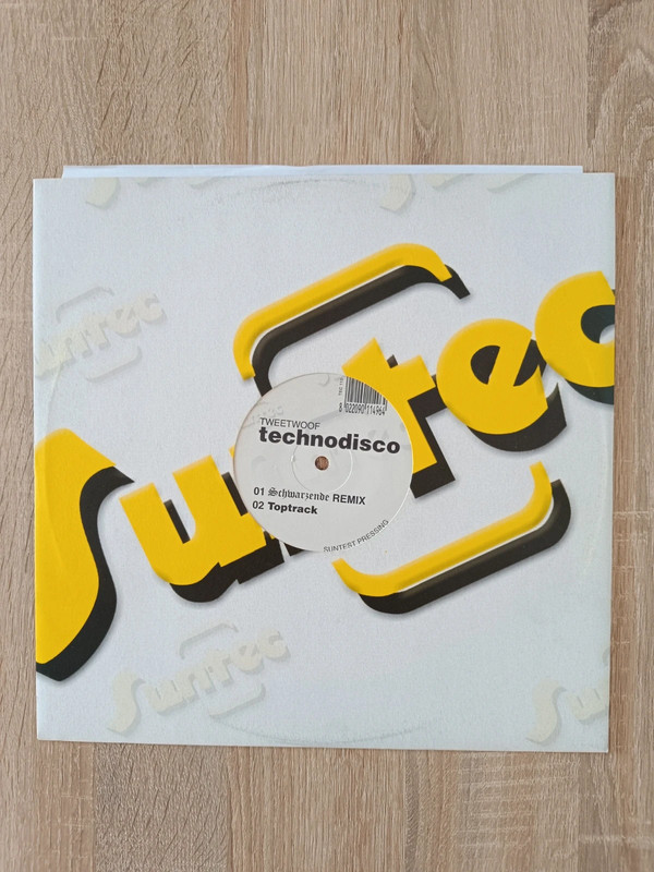 hardstyle music > Tweetwoof - Technodisco (inc. Schwarzende remix)