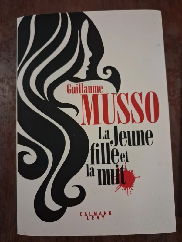 La jeune fille et la nuit (French Edition) - Guillaume Musso