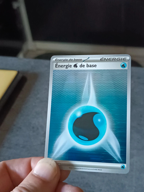 Énergie eau brillante
