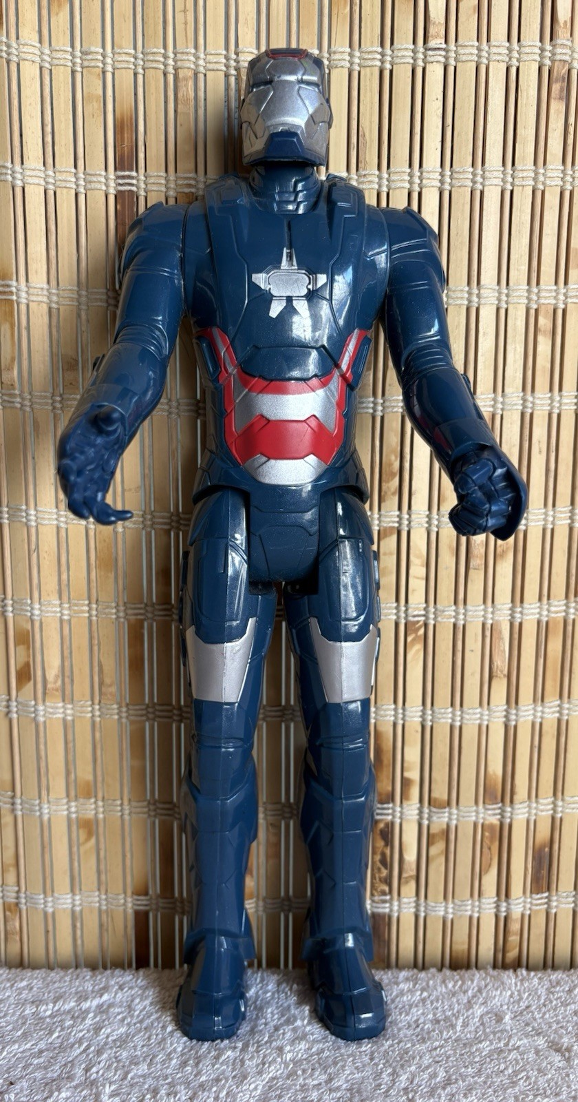 Modellino Iron Patriot 12" Marvel 2013