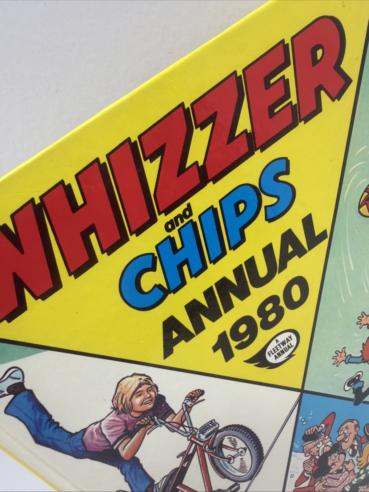 WHIZZER AND CHIPS CHRISTMAS  ANNUAL 1980 - Vintage 80s Comics / Nostalgic Gifts