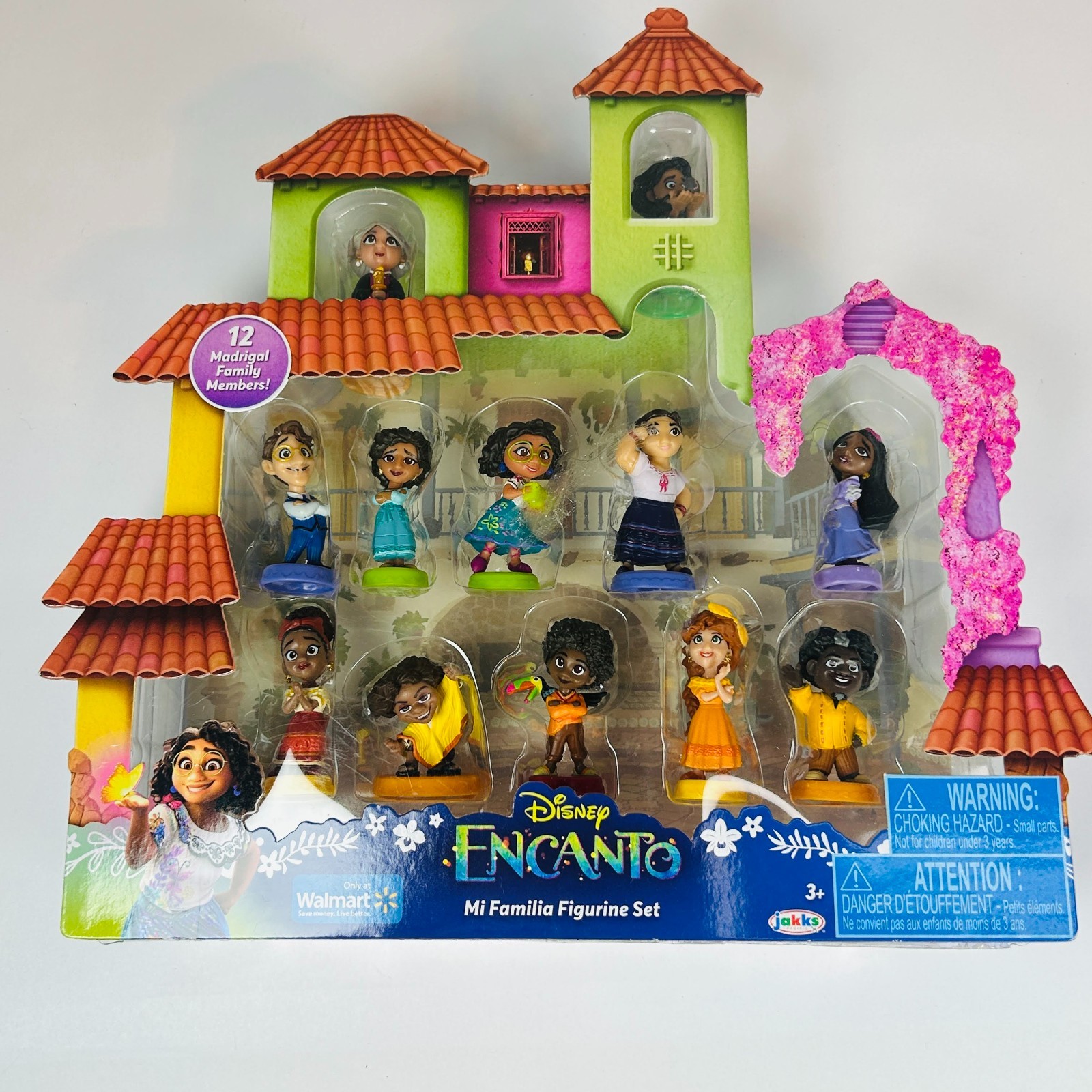 Opened Box Disney Encanto Mi Familia 12 Madrigal Family Members Mini Figure Set
