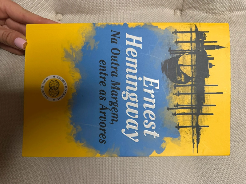 Na Outra Margem, Entre as Árvores de Ernest Hemingway