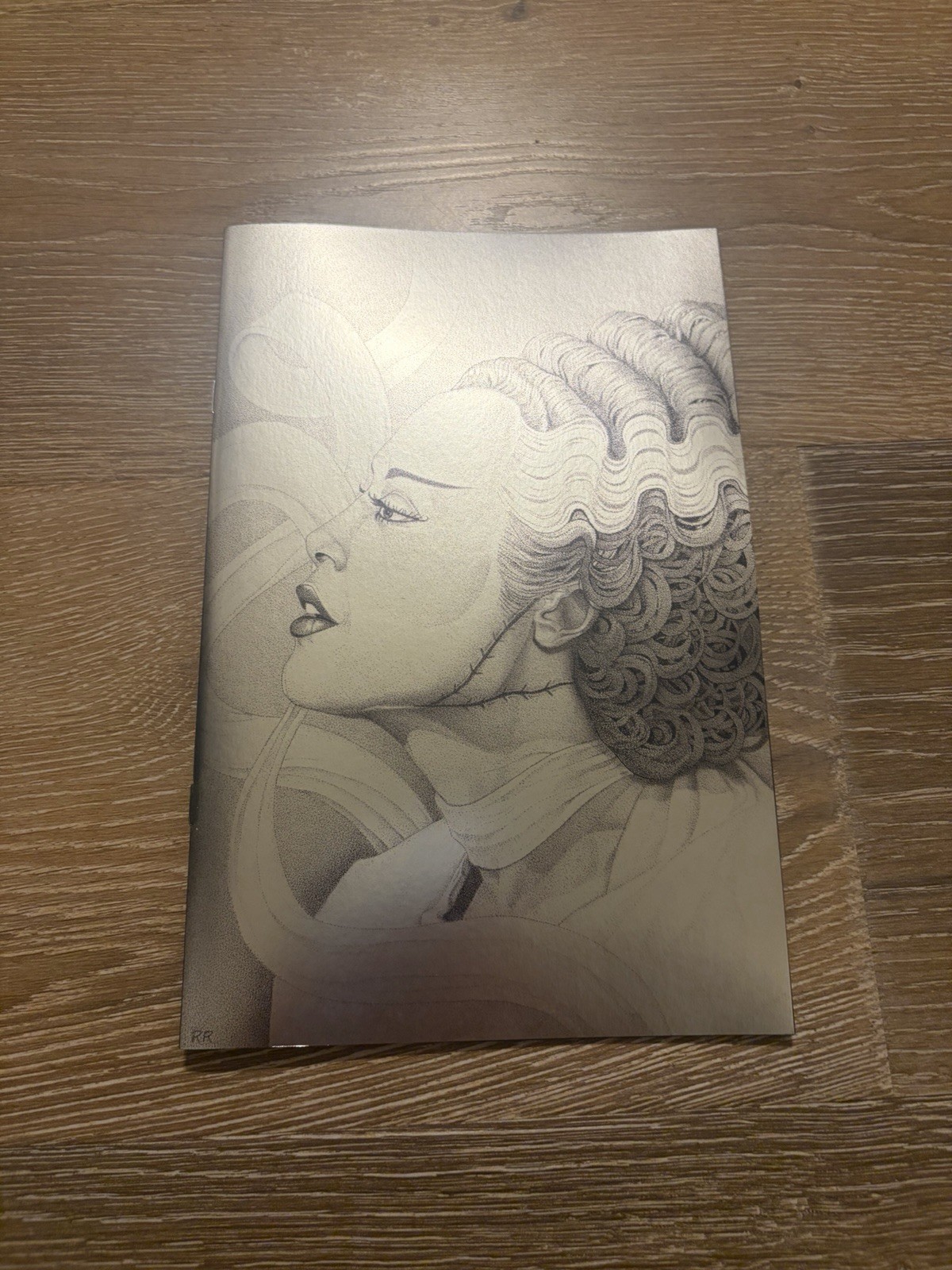 UNIVERSAL MONSTERS BRIDE OF FRANKENSTEIN LIVES #1 VIRGIN FOIL ROBERT ROBINSON