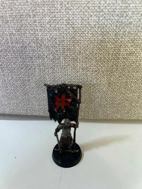 Warhammer seigneur des anneaux - étendard mordor