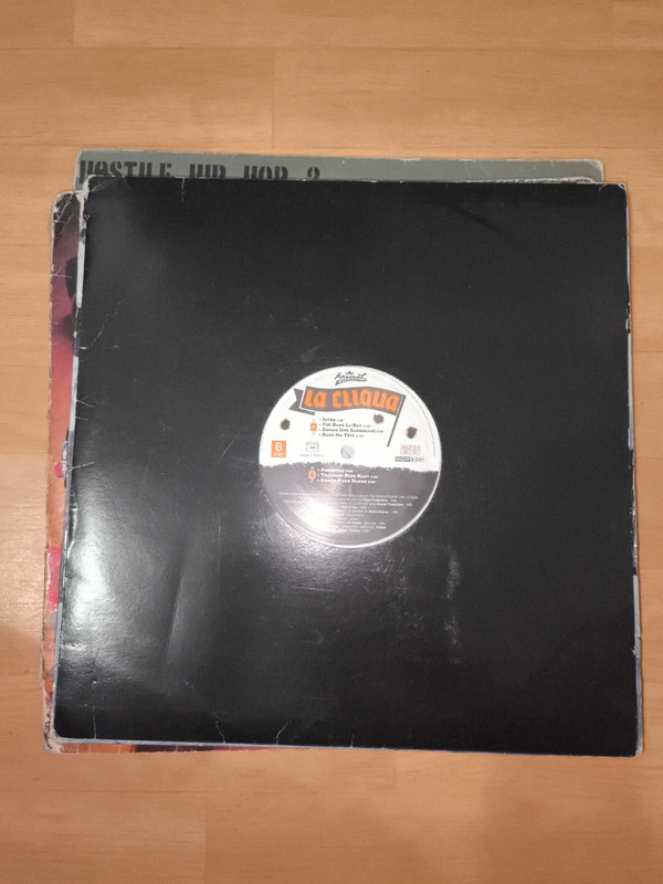 Vinyle collector La Cliqua conçu pour durée édition transparente