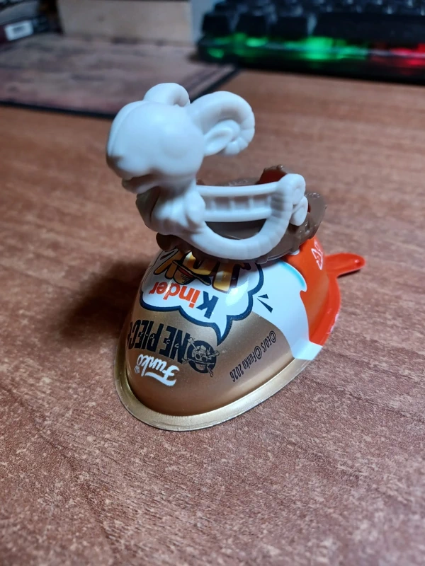 Going Merry one piece Kinder joy