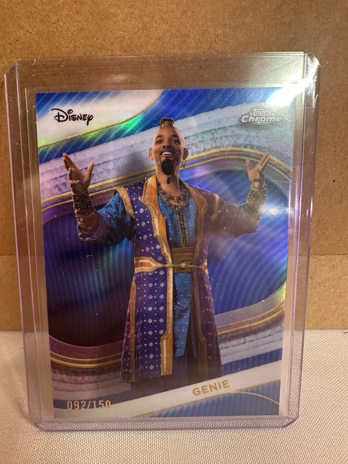 2025 Topps Chrome Disney Genie Live Action rifrattore blu /150 #186