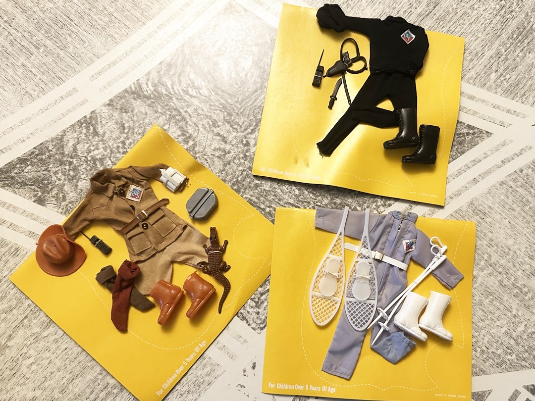 Abbigliamento e oggetti di scena action doll 8"