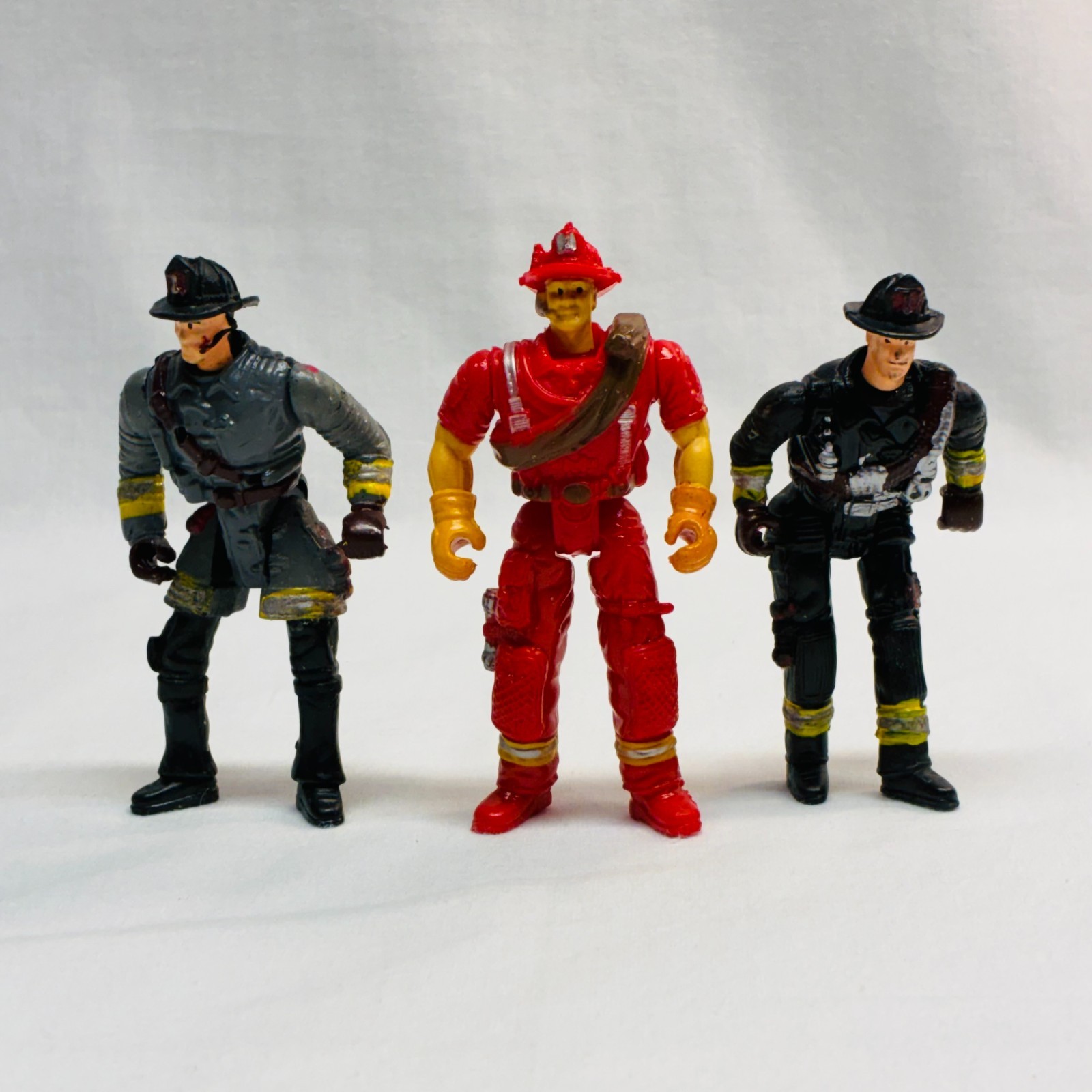 Modellino giocattolo vintage 3 miniature vigili del fuoco unità di risposta soccorso multicolore