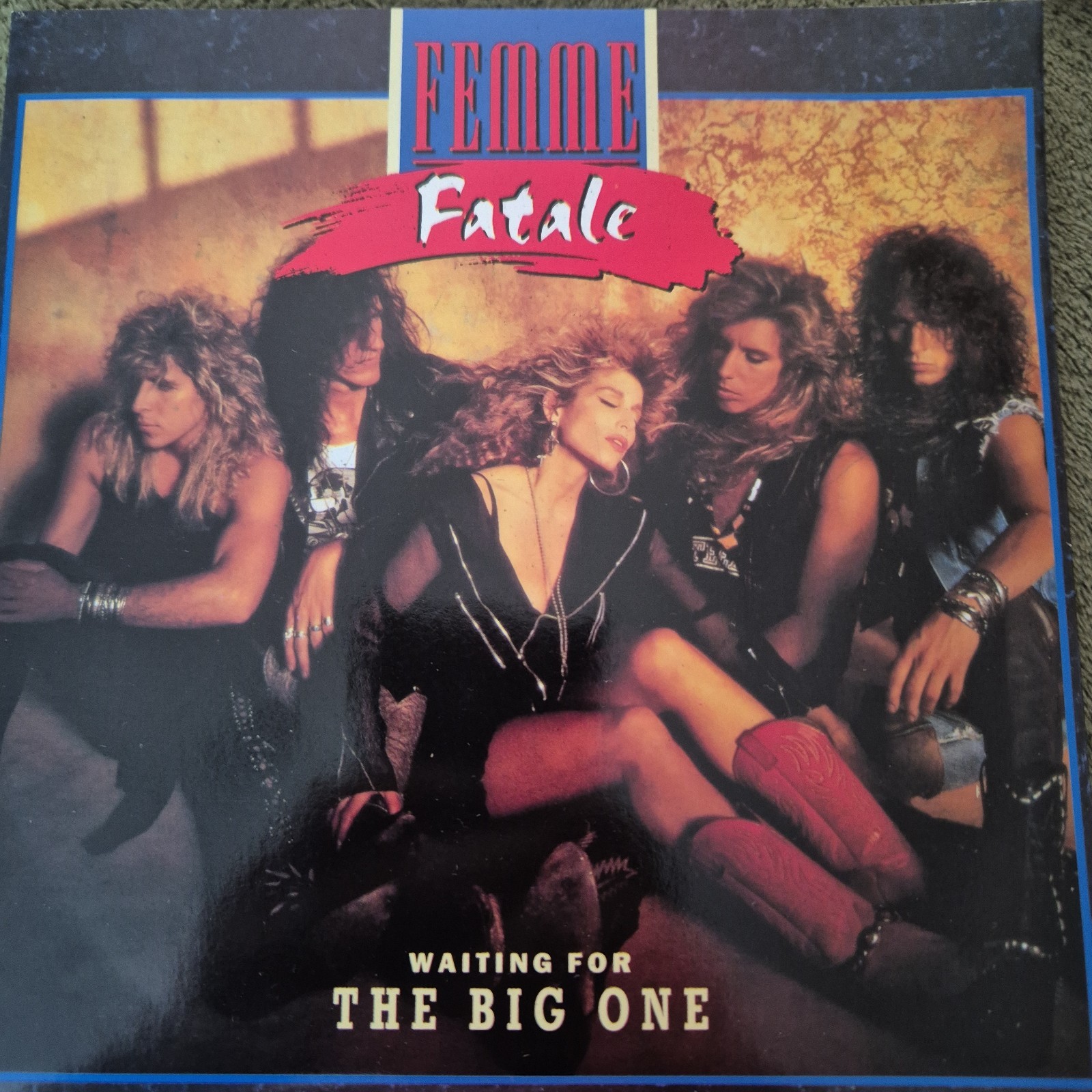Femme Fatale - Waiting For The Big One - VG+/VG+ - 7" Vinyl Single 