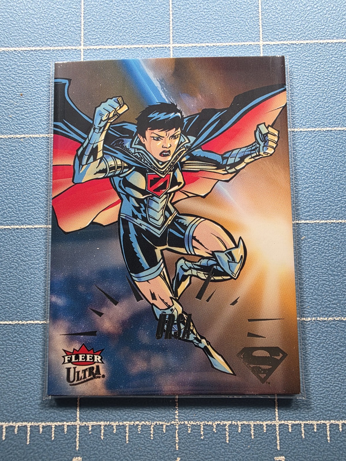 2026 Fleer Ultra Superman - Ursa #96 - Scheda base regolare